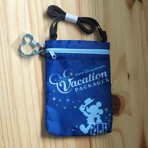 Disney Vacation Packages Pouch